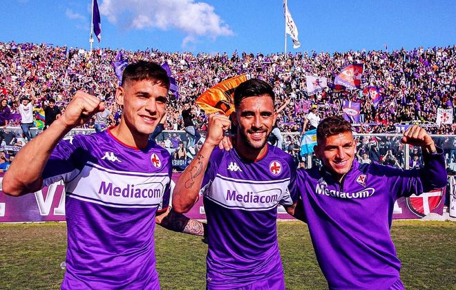 包含皇家社会今晨更衣室发声；志在意大利杯名次提升；管理层满意；心理建设被强调的词条